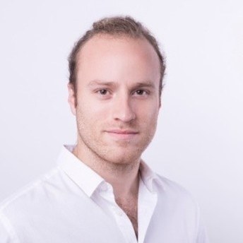 Yossi Piekarski, founder of Piekarski Search